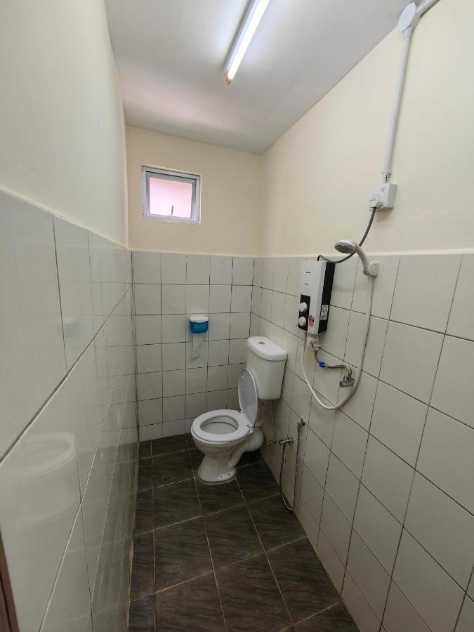 Ww Hostel 22A Private Shower George Town Exterior foto